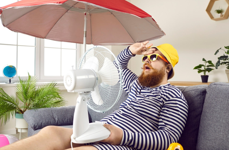 L'installation d'un climatiseur doit se faire en suivant des règles précises (Crédits: Adobe Stock)