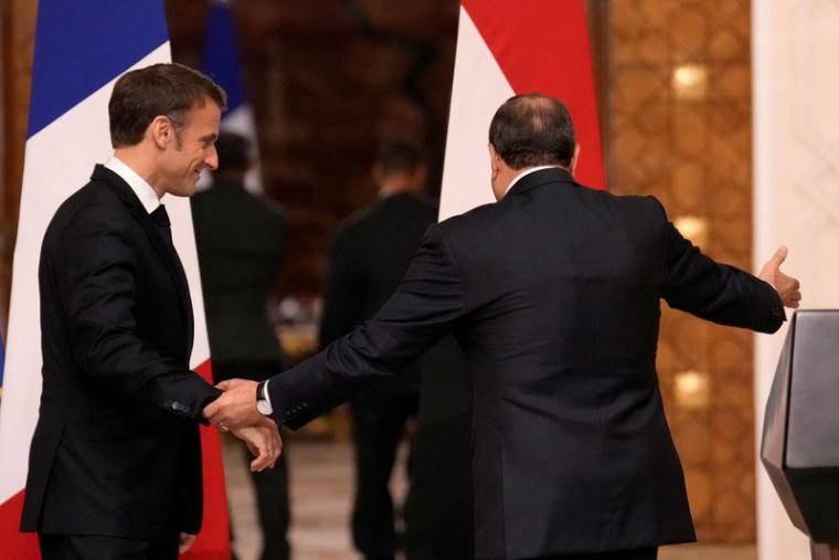 Emmanuel Macron lors d'une visite en Égypte