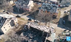 Biden reçoit les dirigeants polonais et envoie une nouvelle aide militaire à Kiev