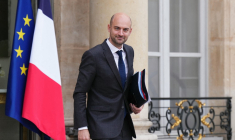 Jean-Noël Barrot à Paris, le 17 décembre 2025. ( AFP / DIMITAR DILKOFF )