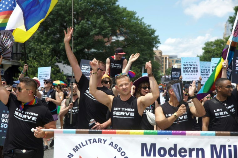 Des participants à la WorldPride dans la capitale américaine Washington, le 7 juin 2025 ( AFP / Amid FARAHI )