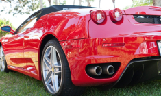 Hérault : La famille roulait en Ferrari et BMW mais touchait le RSA et les APL