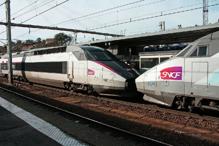 SNCF : tarifs opaques, offre illisible… la charge de 60 millions de consommateurs (Crédits photo : Pixabay - Inkflo )
