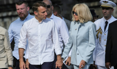 Emmanuel et Brigitte Macron visitent le temple de Borobudur le 29 mai 20225 ( POOL / YASUYOSHI CHIBA )