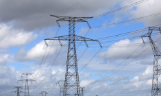 Des lignes électriques à haute tension en France