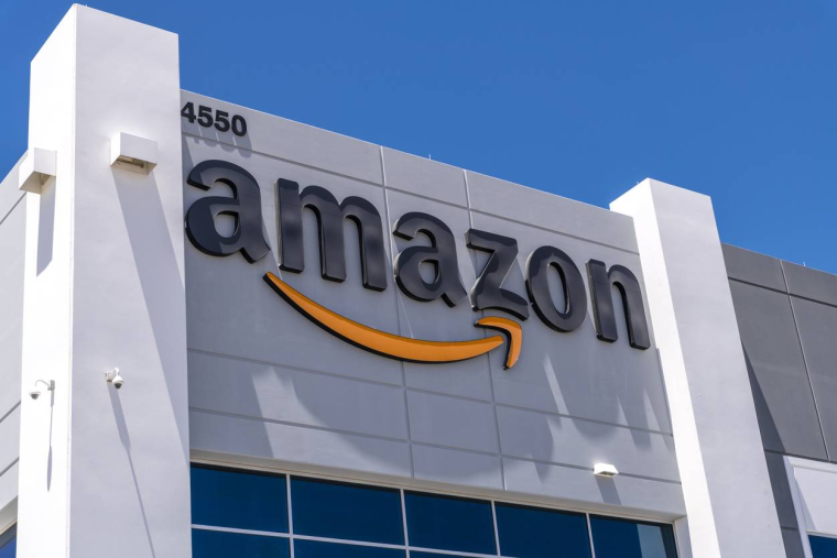 Amazon crée des emplois - iStock-4kodiak