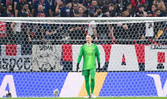 Safonov arrête quatre pénos et offre la Coupe intercontinentale au PSG