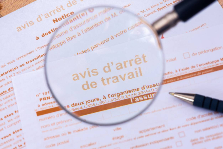 Arrêt de travail : un nouveau formulaire papier pour lutter contre la fraude / iStock.com - HJBC