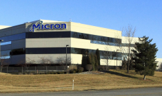 LES PUCES BONDISSENT À WALL STREET DANS LE SILLAGE DE MICRON