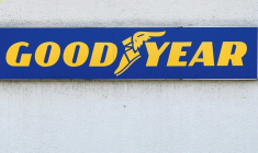 Logo Goodyear à l'usine de Colmar-Berg, le 14 mai 2024. ( AFP / Jean-Christophe VERHAEGEN )