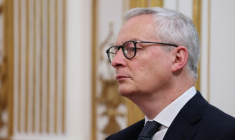 Bruno Le Maire lors d'une conférence de presse à Matignon