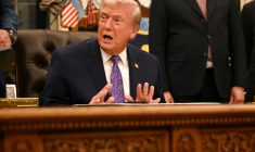 Le président américain Donald Trump dans le Bureau ovale de la Maison Blanche, le 11 décembre 2025 à Washington ( AFP / Alex WROBLEWSKI )