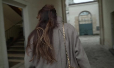 Début du procès en appel de l'enseignante d'Evaëlle pour harcèlement: arrivée des parents