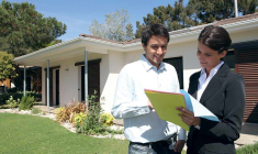 35% est le taux d'endettement maximum à ne pas dépasser pour obtenir un prêt. (© Fotolia)