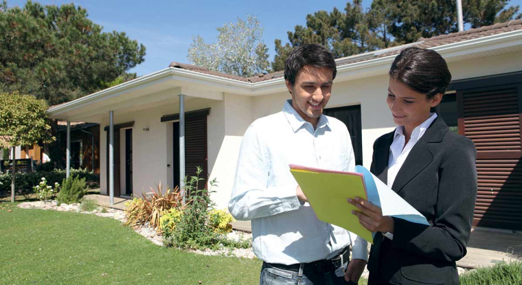 35% est le taux d'endettement maximum à ne pas dépasser pour obtenir un prêt. (© Fotolia)