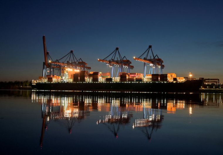 PHOTO D'ARCHIVES : Vues du port de Hambourg