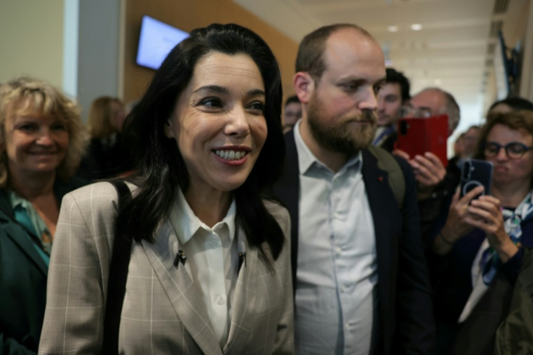 La députée LFI Sophia Chikirou (c) à son arrivée au tribunal de Paris pour son procès pour fraude, le 12 mai 2026 ( AFP / Thomas SAMSON )