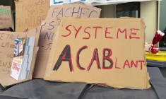 Mouvement lycéen: une quinzaine d'étudiants d'HEC mobilisés devant l'établissement