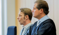 Christian Brueckner, on the left, next to his lawyer Friedrich Fuelscher, in a courtroom in Braunschweig on October 8, 2024 ( POOL / Michael Matthey )
