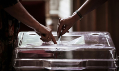 L'analyse par l'AFP des 50.000 listes candidates aux élections municipales dans les presque 35.000 communes françaises raconte les lieux communs, les tendances partisanes et certaines originalités dans les choix de leurs noms ( AFP / Thibaud MORITZ )