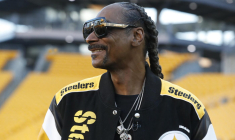 Mais pétard, c'est quoi cette idylle entre Snoop Dogg et le football ?