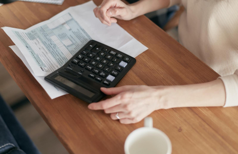Un collectif a été créé et a contacté le médiateur de l’énergie. (Mikhail Nilov / Pexels)