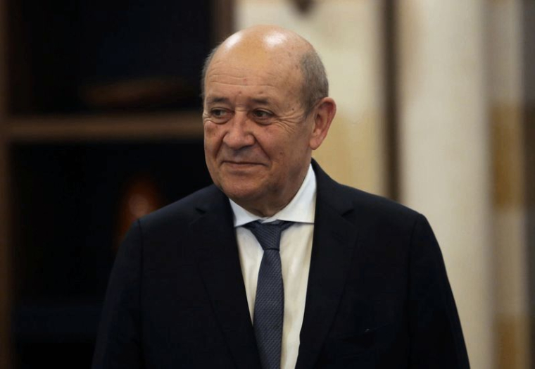 SUR TIFFANY, LE DRIAN DIT AVOIR ÉTÉ "TOTALEMENT DANS SON RÔLE" EN ÉCRIVANT À LVMH