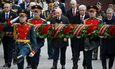 Le président russe Vladimir Poutine lors des commémorations de la victoire sur l'Allemagne nazie, le 9 mai 2026 à Moscou ( POOL / Alexander NEMENOV )