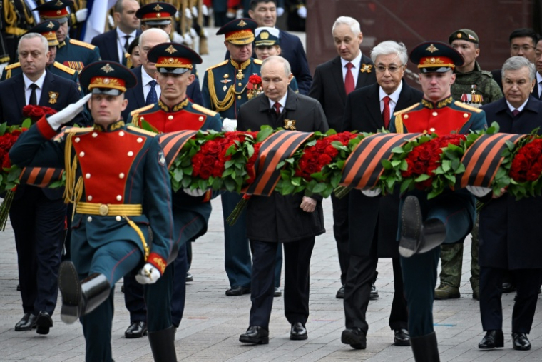Le président russe Vladimir Poutine lors des commémorations de la victoire sur l'Allemagne nazie, le 9 mai 2026 à Moscou ( POOL / Alexander NEMENOV )