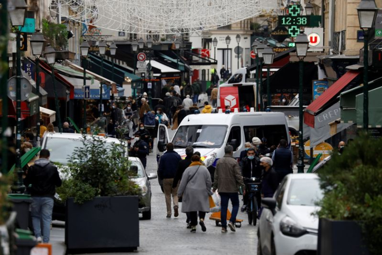 CORONAVIRUS: BAISSE DES NOUVEAUX CAS ET DES DÉCÈS JOURNALIERS EN FRANCE