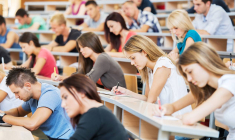 Logement étudiant, les villes les plus chères et les alternatives - iStock-skynesher