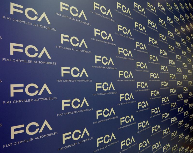 PSA-FCA: CLAUSE D'INCESSIBILITÉ DE SIX MOIS SUR LES ACTIONS FAURECIA