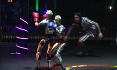 Quand les robots humanoïdes rêvent de mettre K.O. le MMA