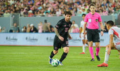 Un arbitre rappelé à l'ordre pour être allé trop loin avec Lionel Messi