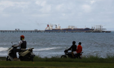 PHOTO DE FICHIER : Pétroliers ancrés près de Puerto Cabello
