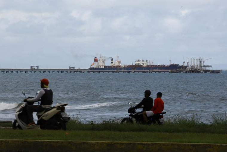 PHOTO DE FICHIER : Pétroliers ancrés près de Puerto Cabello
