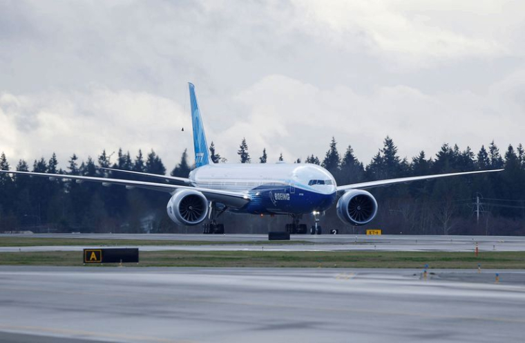 NOUVEAU REPORT DU PREMIER VOL D'ESSAI DU BOEING 777X