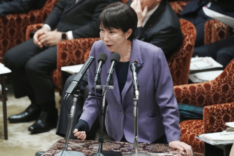La Première ministre japonaise Sanae Takaichi lors d'une session au Parlement, le 27 février 2026 à Tokyo ( AFP / Kazuhiro NOGI )