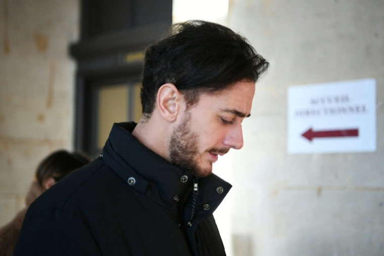 Le chanteur marocain Saad Lamjarred, le 21 février 2023 à la Cour d'assises de Paris ( AFP / Bertrand GUAY  )