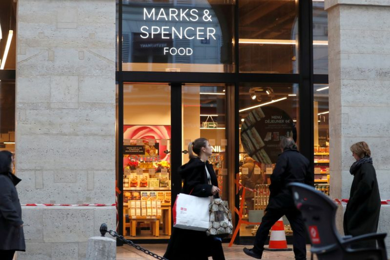 MARKS & SPENCER ENVISAGE DES RESTRUCTURATIONS EN FRANCE