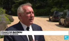 Législatives : François Bayrou plaide pour "s'approcher le plus possible de l'union nationale"