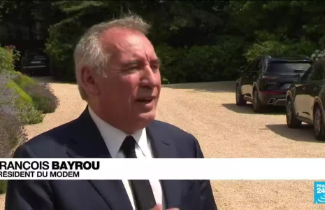 Législatives : François Bayrou plaide pour "s'approcher le plus possible de l'union nationale"