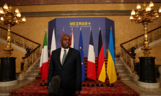 La Grande-Bretagne accueille des discussions sur l'Ukraine et la sécurité européenne