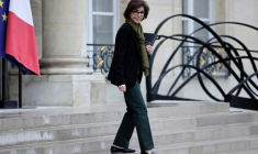 La ministre de la Culture Rachida Dati à la sortie de l'Elysée, le 21 avril 2025 à Paris ( AFP / STEPHANE DE SAKUTIN )