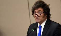 Le président argentin Javier Milei lors d'un discours au Parlement du Paraguay à Asuncion le 17 septembre 2025 ( AFP / DANIEL DUARTE                    )