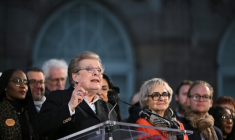 La maire sortante de Strasbourg Catherine Trautmann en meeting à Strasbourg le 18 mars 2026 ( AFP / SEBASTIEN BOZON )