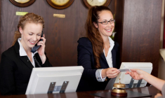 Investir dans l’hôtellerie est accessible aux particuliers par divers moyens, destinés aux petits et aux très gros budgets. ( crédit photo : Shutterstock )