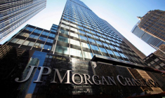 Un panneau à l'extérieur du siège de JP Morgan Chase & Co
