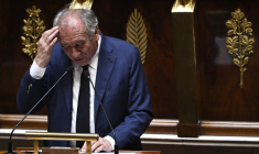 François Bayrou, à l'Assemblée nationale, le 1er juillet 2025 ( AFP / JULIEN DE ROSA )