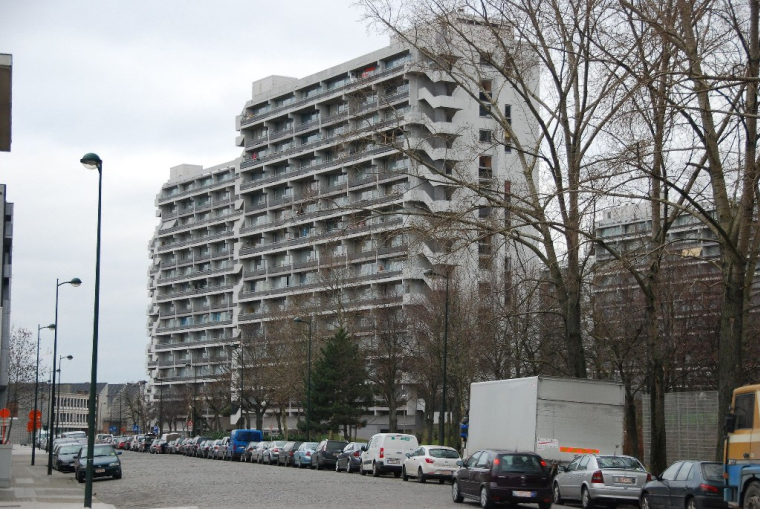 Les sénateurs du groupe CRCE à majorité communiste ont demandé mercredi un moratoire sur les loyers HLM (Crédits photo : Flickr - Stephane Mignon )